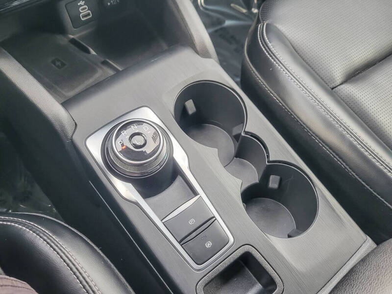 2024 Ford Escape Platinum