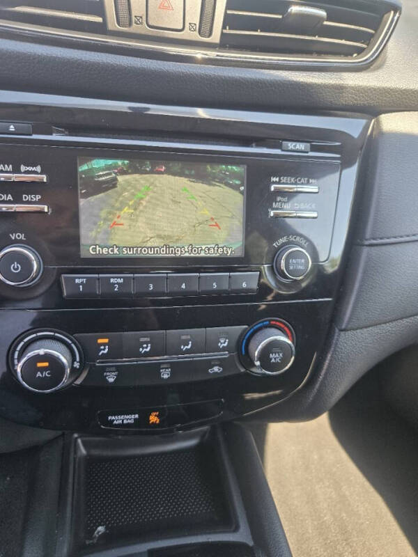 2017 Nissan Rogue S