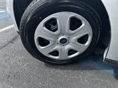 2013 Ford Focus S