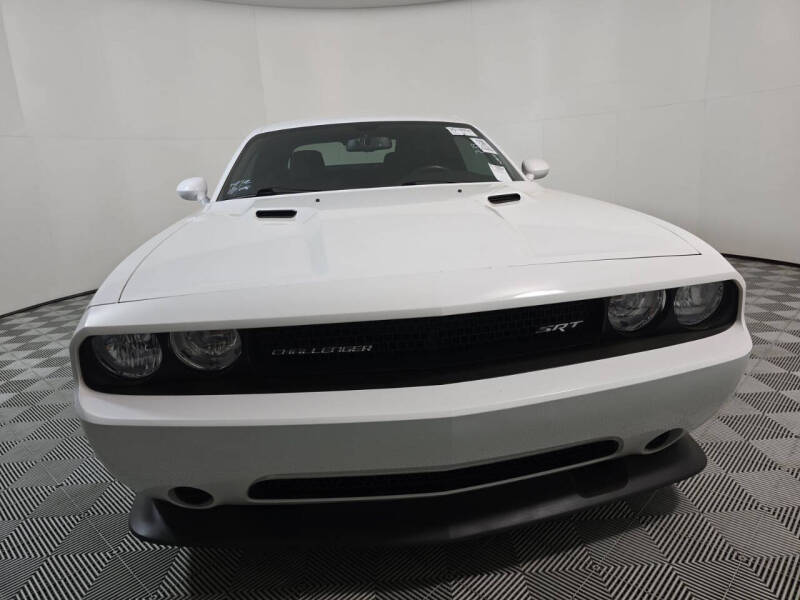 2014 Dodge Challenger SRT8 Core