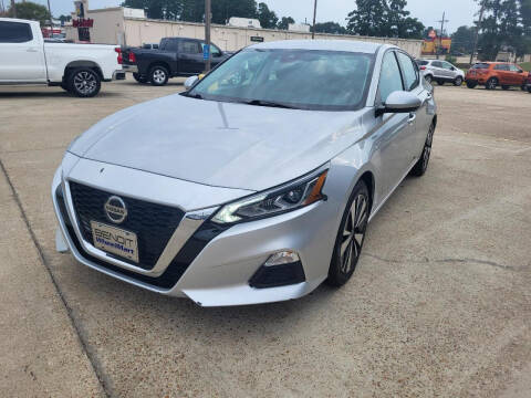 2021 Nissan Altima for sale at Wheelmart in Leesville LA