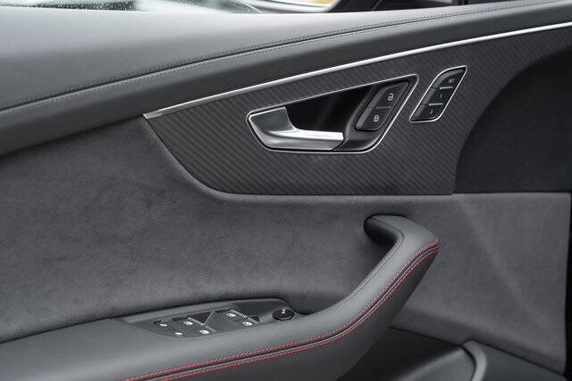 2026 Audi SQ8 4.0T quattro Prestige