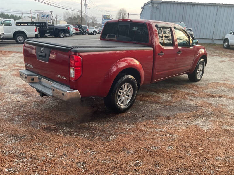 2015 Nissan Frontier SV photo 8