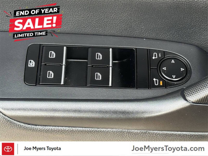 2025 Mazda CX-50 2.5 S Select