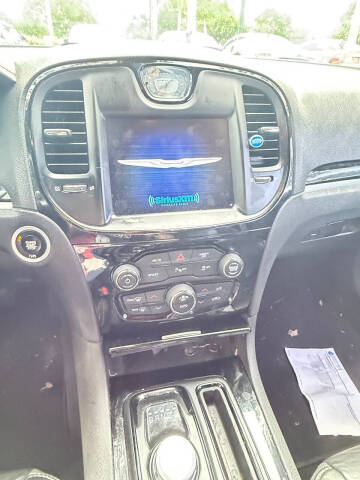 2021 Chrysler 300 S V6