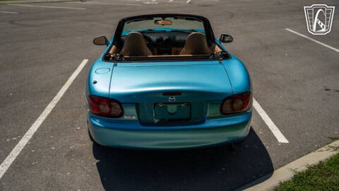 2001 Mazda MX-5 Miata