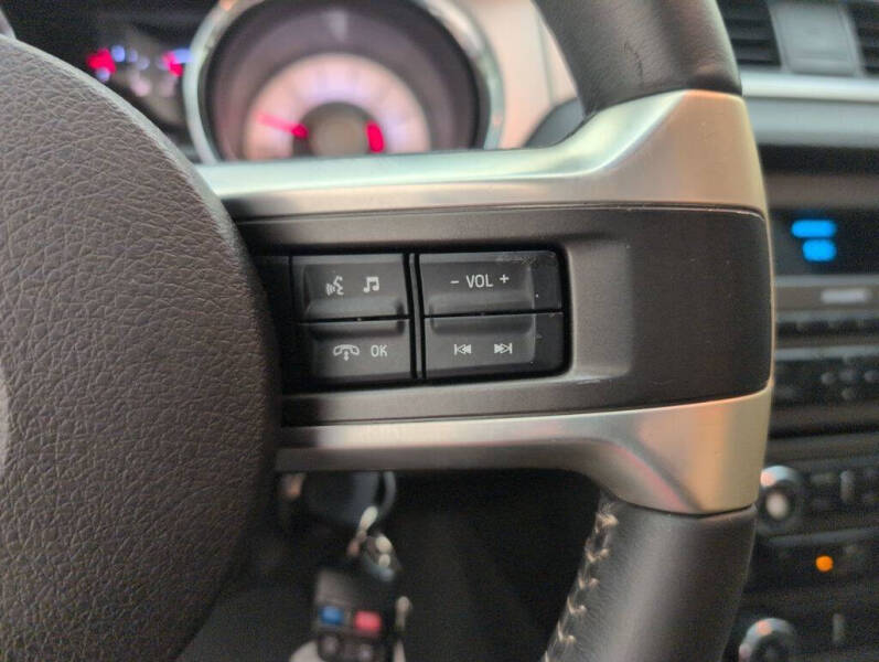 2010 Ford Mustang V6 Premium