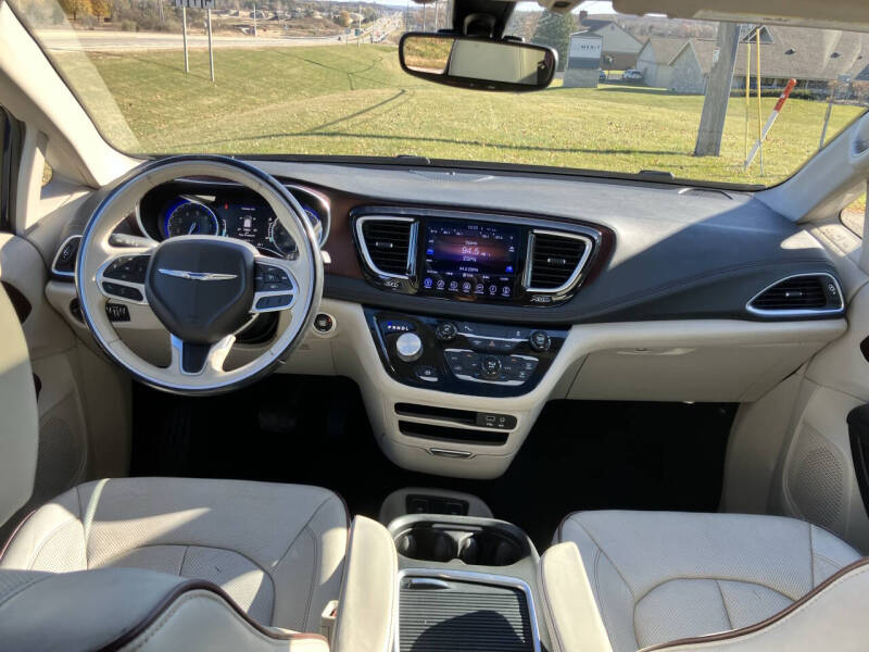 2017 Chrysler Pacifica Limited