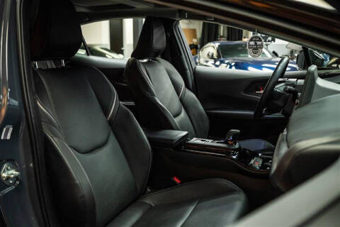 2025 Toyota Prius LE