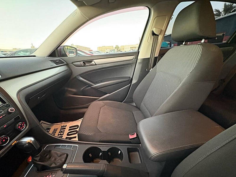 2014 Volkswagen Passat