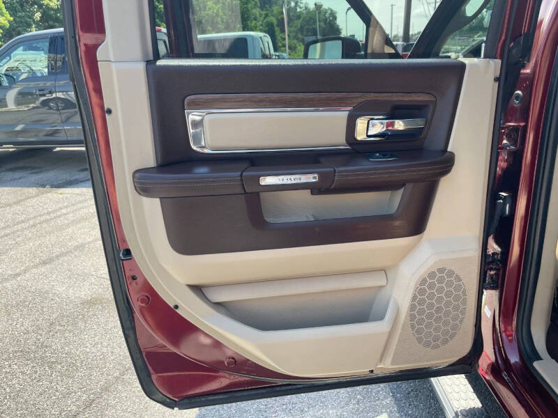 2016 RAM 1500 Laramie