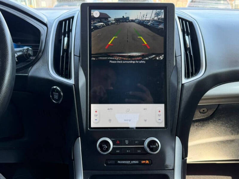 2022 Ford Edge SE
