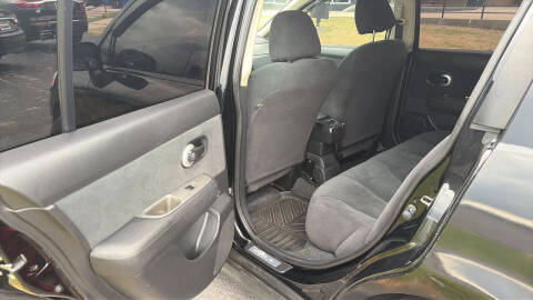 2012 Nissan Versa 1.8 S