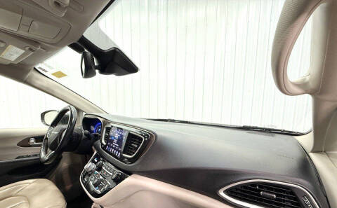 2019 Chrysler Pacifica Touring L