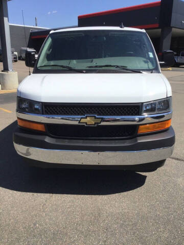 2024 Chevrolet Express 2500