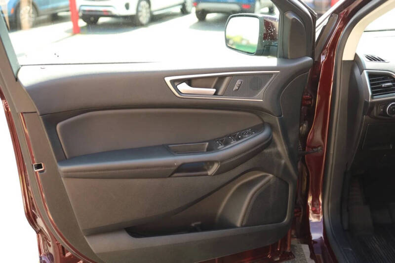 2024 Ford Edge