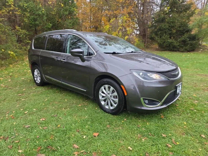 2018 Chrysler Pacifica Touring L Plus