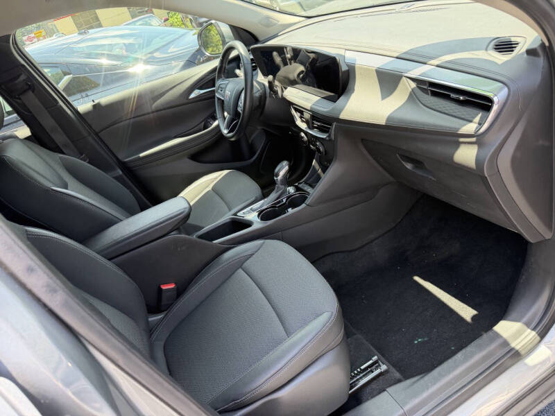 2025 Buick Encore GX Preferred