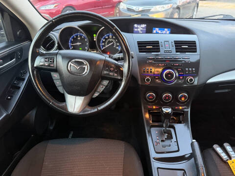 2013 Mazda MAZDA3 i Touring