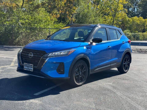 2023 Nissan Kicks SR