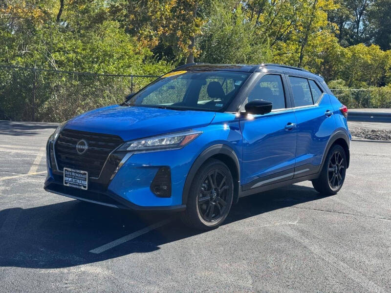 2023 Nissan Kicks SR