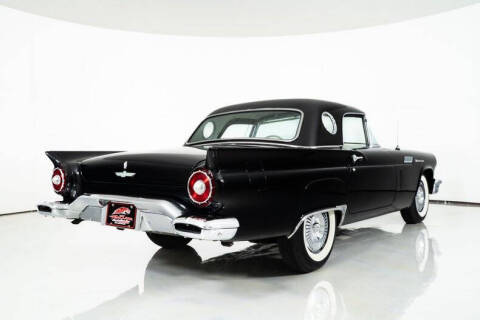 1957 Ford Thunderbird