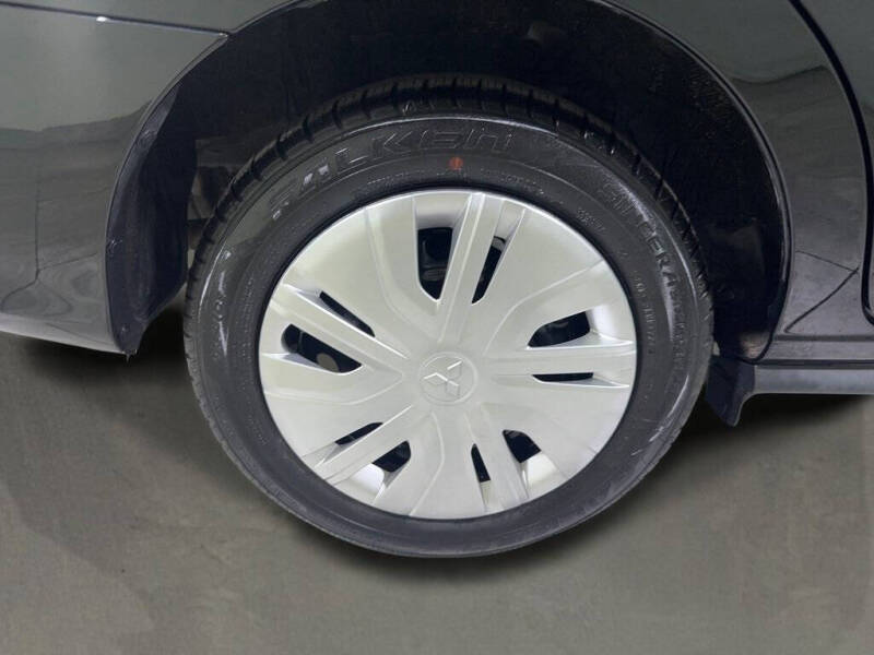 2024 Mitsubishi Mirage G4 ES