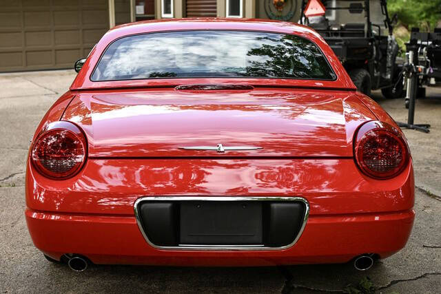 2002 Ford Thunderbird Deluxe