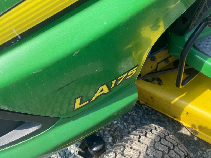 John Deere LA175