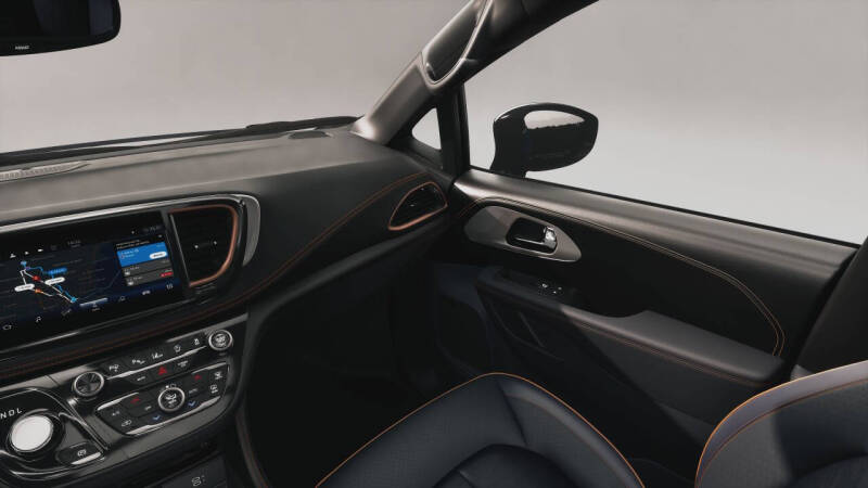 2027 Chrysler Pacifica Pinnacle
