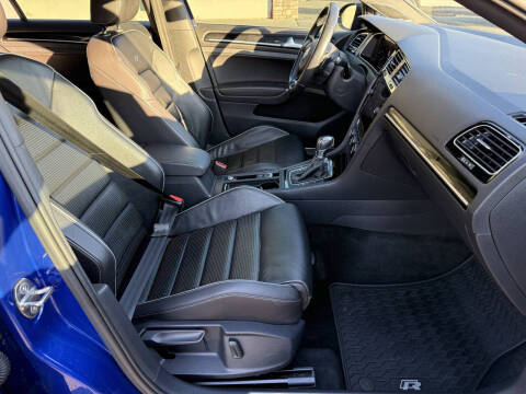 2019 Volkswagen Golf R 4Motion