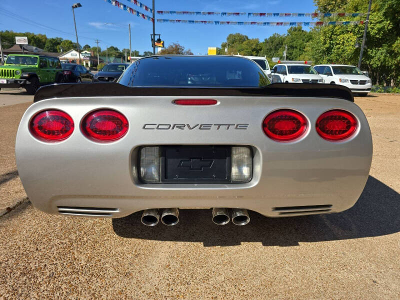 2004 Chevrolet Corvette