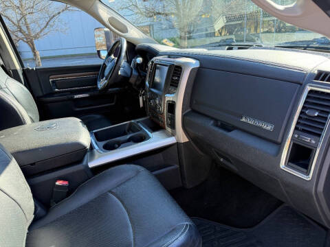 2016 RAM 3500 Laramie