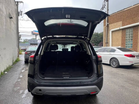 2021 Nissan Rogue SV