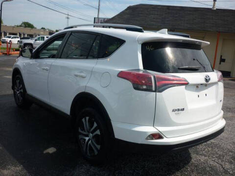 2017 Toyota RAV4 LE