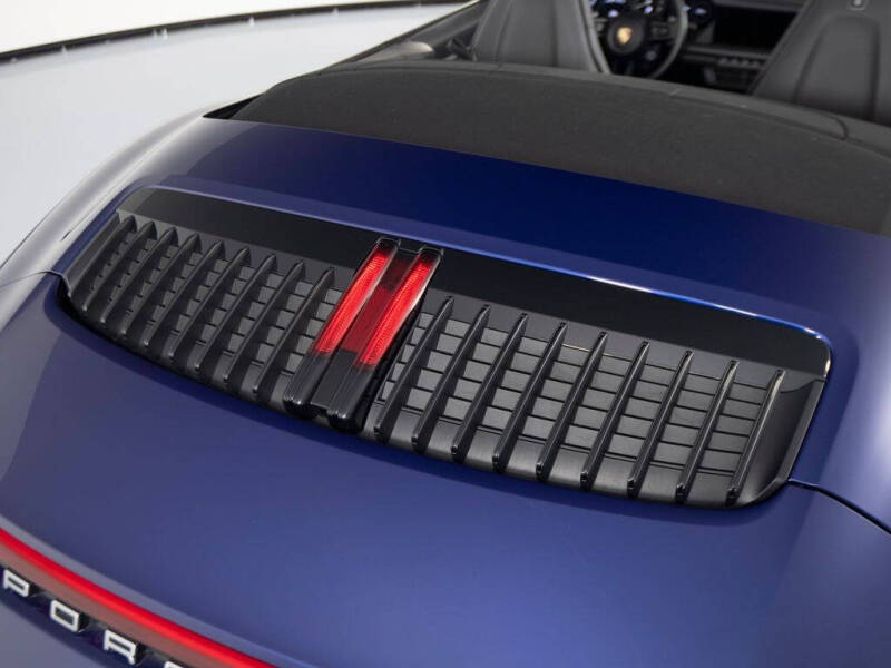 2024 Porsche 911 Carrera