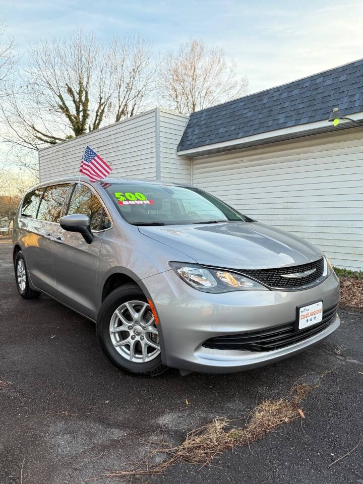 2017 Chrysler Pacifica for sale at Joes Blvd Auto Sales in Hopewell, VA