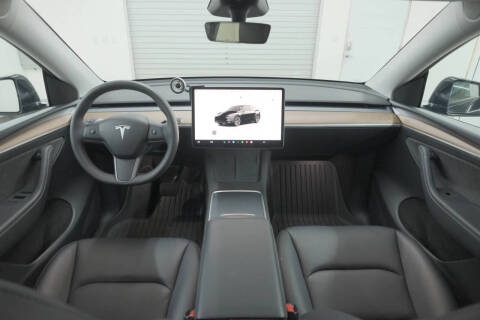 2024 Tesla Model Y Long Range