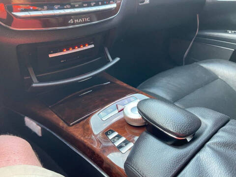 2012 Mercedes-Benz S-Class S 550 4MATIC