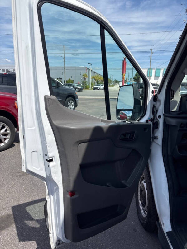 2021 Ford Transit
