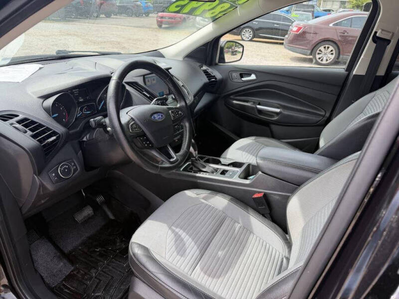 2019 Ford Escape SE