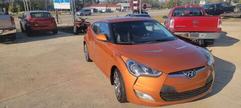 2015 Hyundai Veloster for sale at Cruze-In Auto Sales in East Peoria IL