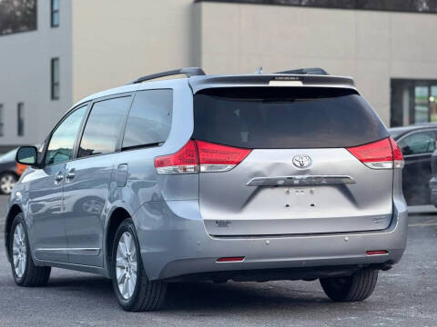 2013 Toyota Sienna