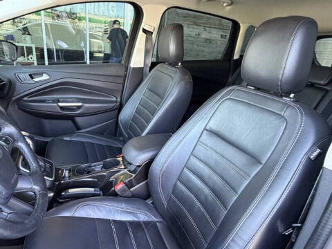 2018 Ford C-MAX Hybrid Titanium
