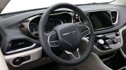 2023 Chrysler Pacifica Plug-In Hybrid Limited