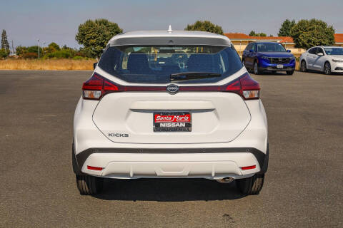 2025 Nissan Kicks Play S