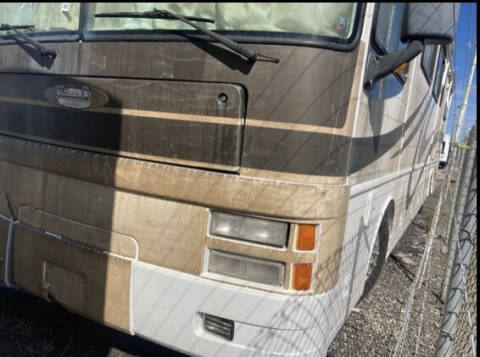 2001 Freightliner XC Chassis