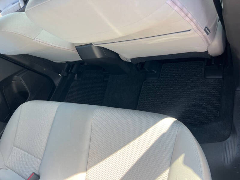 2014 Subaru Forester 2.5i