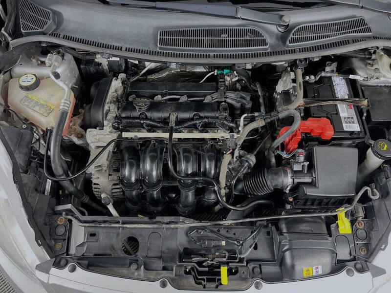 2012 Ford Fiesta SES