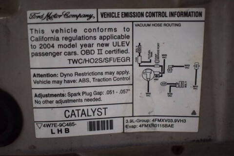 2004 Ford Mustang Deluxe